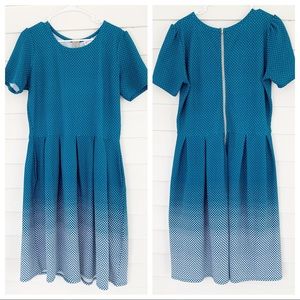 LuLaRoe Amelia 2XL Gradient Polka Dots